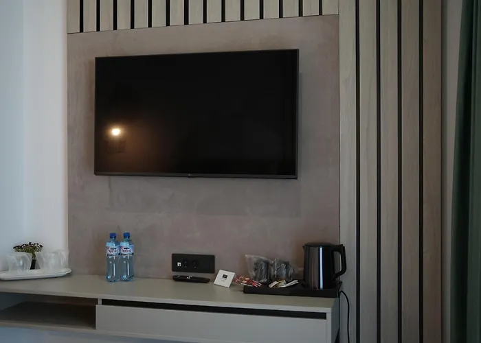 Poem - Roof Pool & Panoramic Sea View 4* Eforie Nord