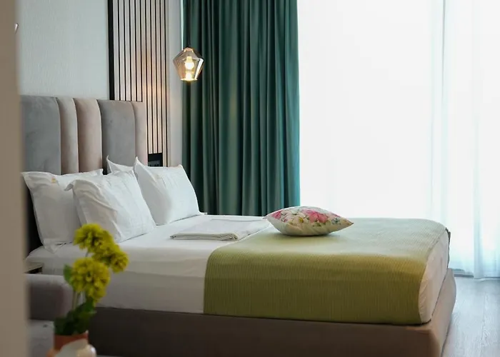 Hotel Poem - Roof Pool & Panoramic Sea View Eforie Nord