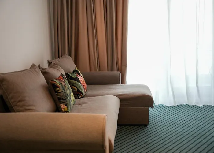 Poem - Roof Pool & Panoramic Sea View 4*