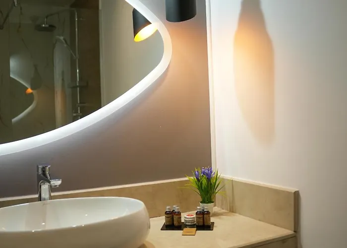 Hotel Poem - Roof Pool & Panoramic Sea View Eforie Nord