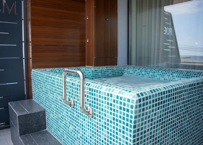 Poem - Roof Pool & Panoramic Sea View Eforie Nord