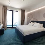 Poem - Roof Pool & Panoramic Sea View