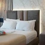 فندق Poem - Roof Pool & Panoramic Sea View 4*
