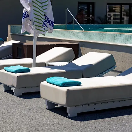 Poem - Roof Pool & Panoramic Sea View 4* エフォリエ・ノルド