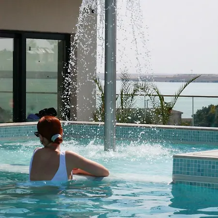 Poem - Roof Pool & Panoramic Sea View Eforie Nord