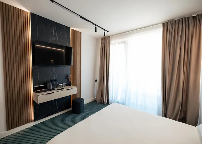 Poem - Roof Pool & Panoramic Sea View エフォリエ・ノルド