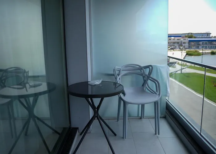 ホテル Poem - Roof Pool & Panoramic Sea View 4*